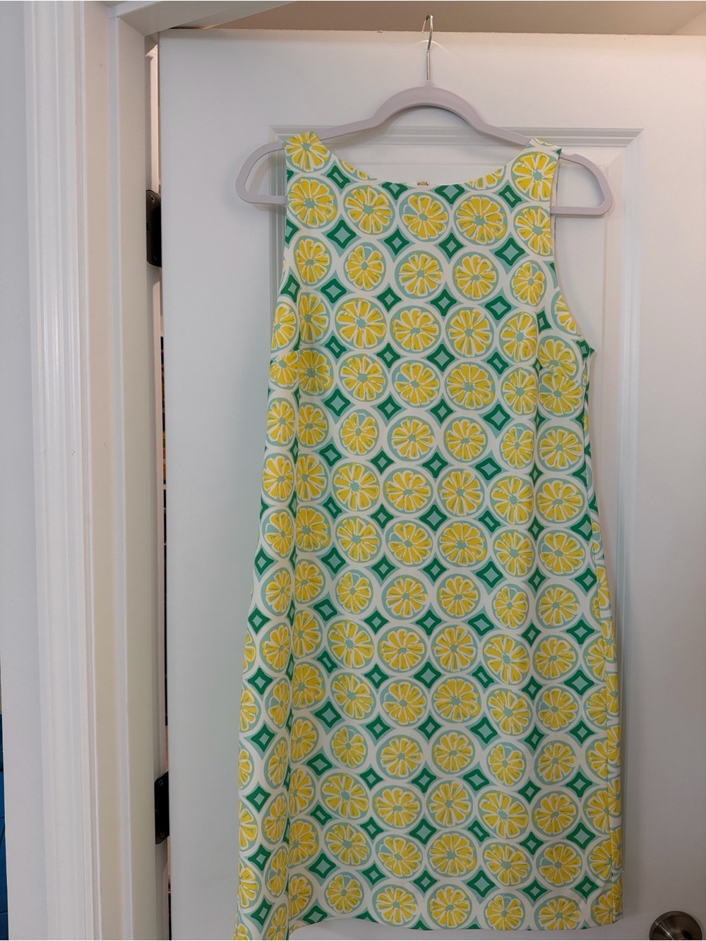 Sail and Sable Sleeveless Yellow & Green Geometric Print Shift Dress